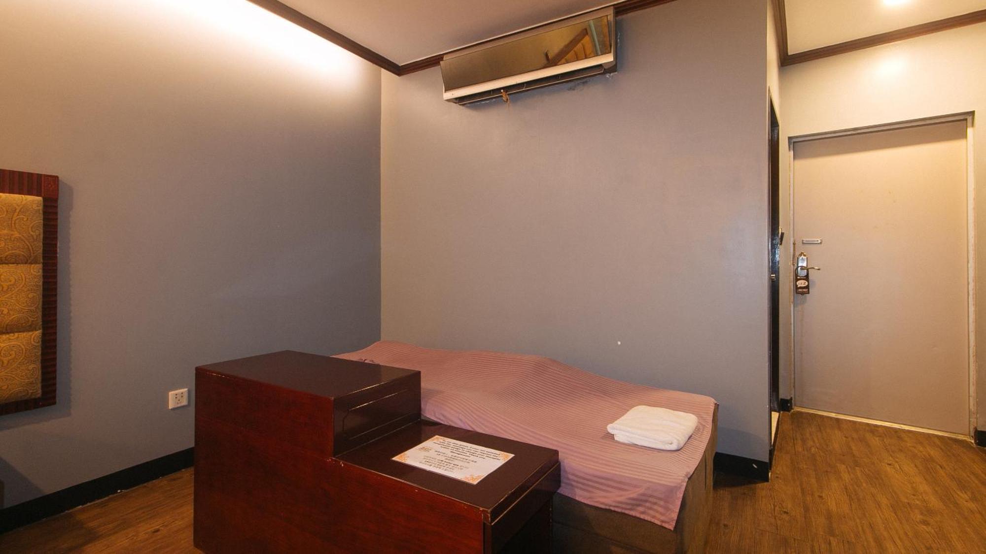 Reddoorz Premium At Jjimjbang Hotel Spa Manila Phòng bức ảnh