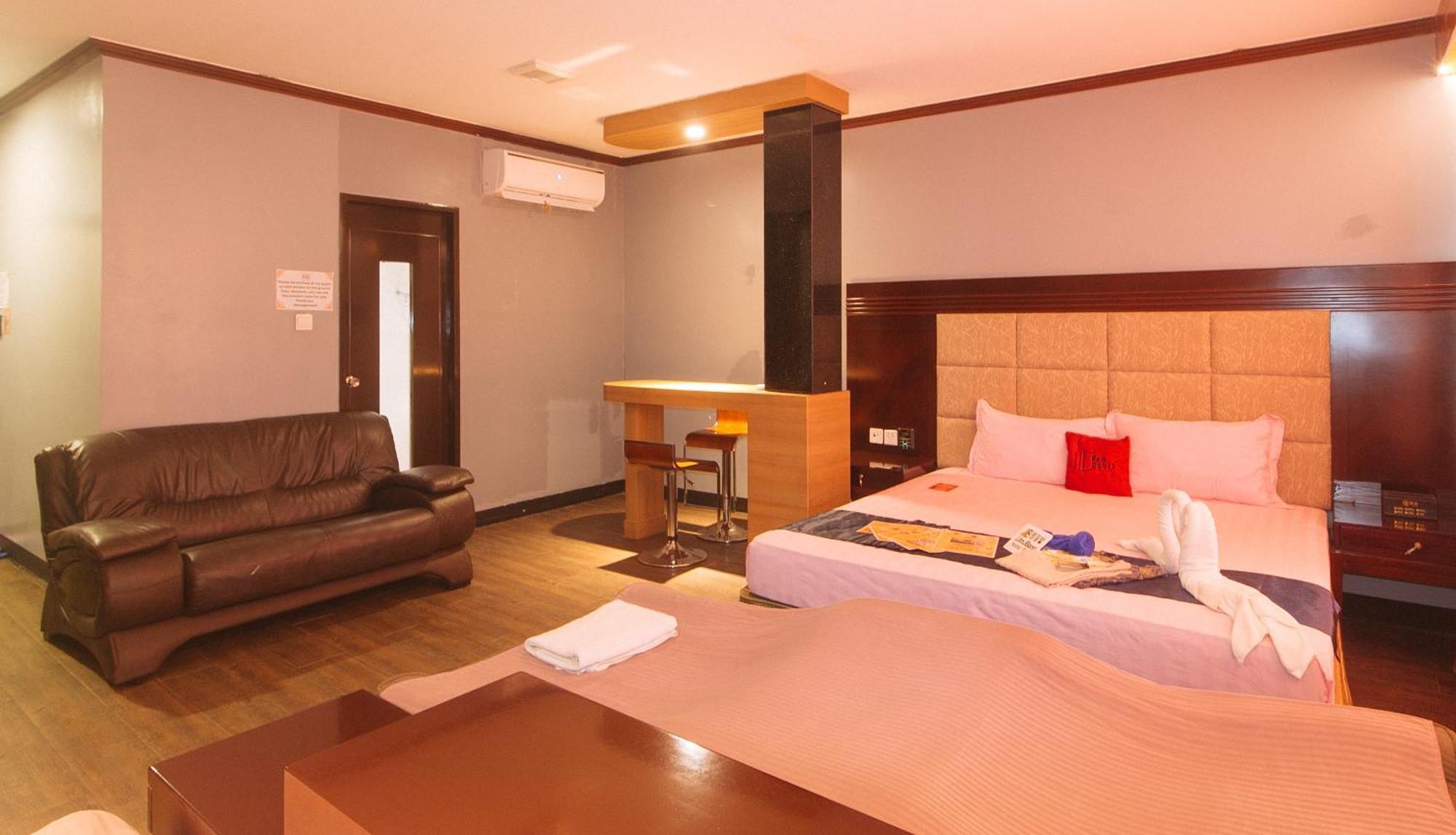 Reddoorz Premium At Jjimjbang Hotel Spa Manila Ngoại thất bức ảnh
