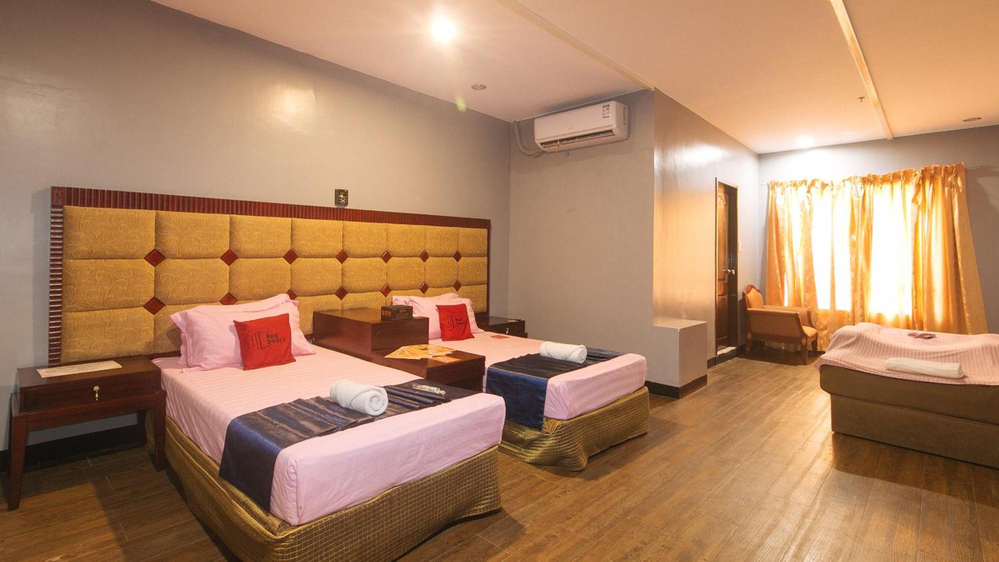 Reddoorz Premium At Jjimjbang Hotel Spa Manila Ngoại thất bức ảnh